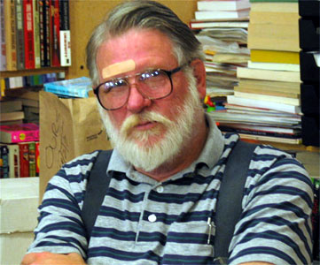 John Varley ready to sign books. [digital photo by Lori Buschbaum]